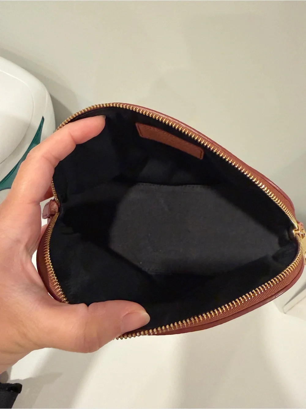 Dolce & Gabbana Peach Saffiano Leather Cosmetic Case - Picture 4 of 10